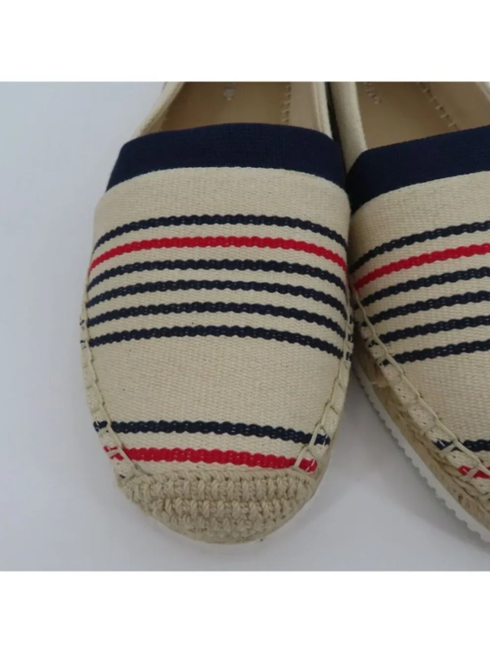 Lands End Women 7.5B Espadrille Flats Slip On Shoes Beige Red Blue Stripe Canvas